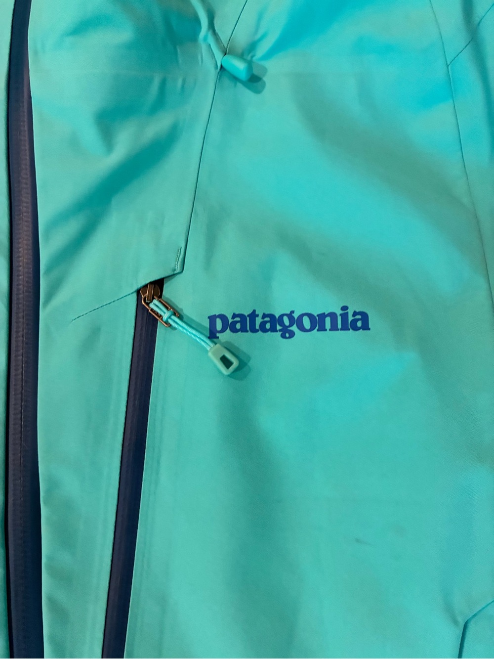 Patagonia Women’s GORE-TEX Waterproof Rain Jacket – Turquoise/Blue – Size Small - Picture 2 of 7